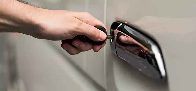 Why Choose Our Auto Locksmith Team in West Chicago, IL?
